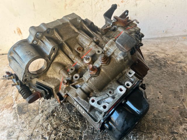 bontott TOYOTA COROLLA VERSO Váltó (Mechanikus)