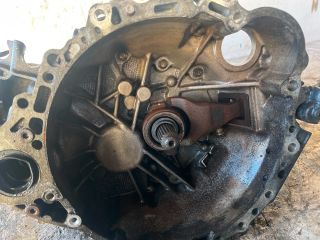 bontott TOYOTA COROLLA VERSO Váltó (Mechanikus)