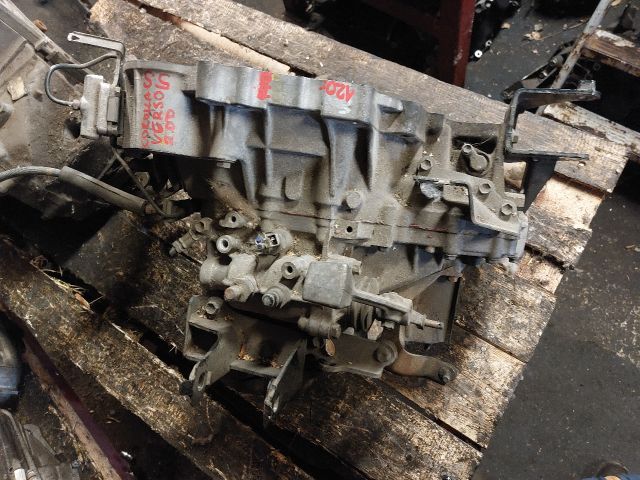 bontott TOYOTA COROLLA VERSO Váltó (Mechanikus)