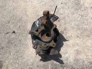 bontott TOYOTA COROLLA VERSO Bal első Csonkállvány Kerékaggyal