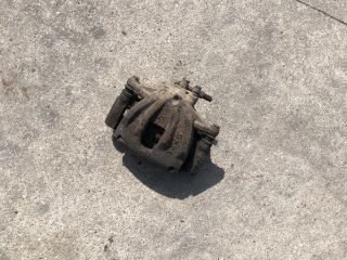 bontott TOYOTA COROLLA VERSO Bal első Féknyereg Munkahengerrel