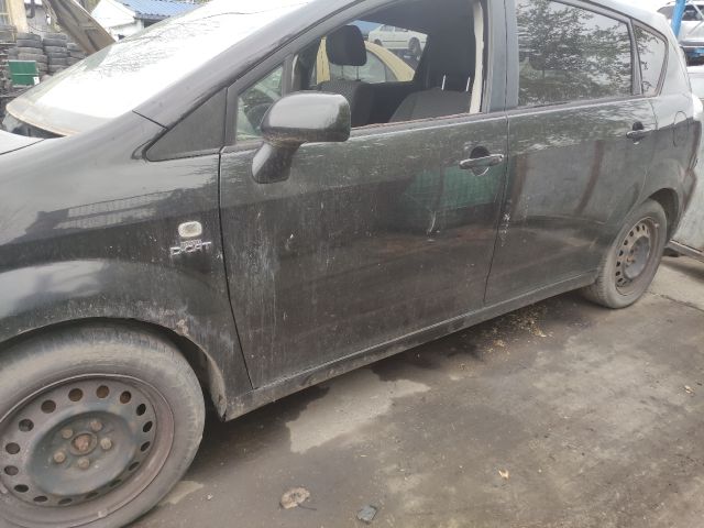 bontott TOYOTA COROLLA VERSO Bal hátsó Féknyereg Munkahengerrel