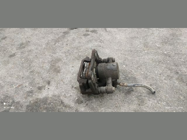 bontott TOYOTA COROLLA VERSO Bal hátsó Féknyereg Munkahengerrel