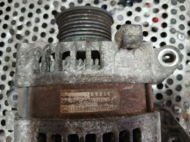 bontott TOYOTA COROLLA VERSO Generátor