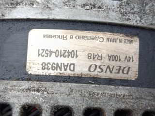 bontott TOYOTA COROLLA VERSO Generátor