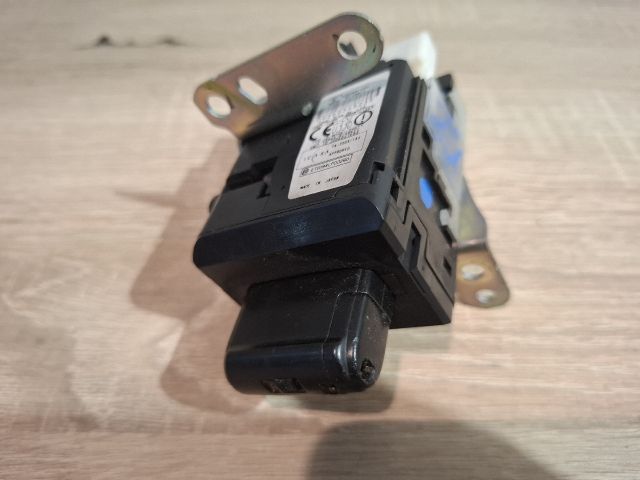 bontott TOYOTA COROLLA VERSO Gyújtáskapcsoló