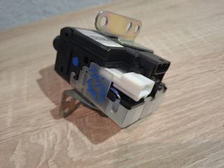 bontott TOYOTA COROLLA VERSO Gyújtáskapcsoló