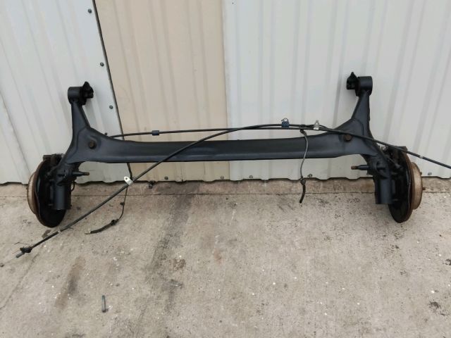 bontott TOYOTA COROLLA VERSO Hátsó Híd (Tárcsafékes)