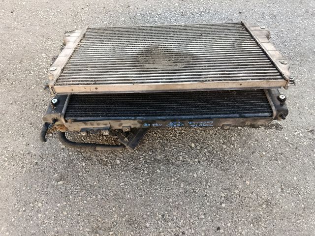 bontott TOYOTA COROLLA VERSO Hűtő Ventilátor(ok), Radiátor(ok) Szett