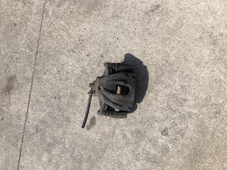 bontott TOYOTA COROLLA VERSO Jobb első Féknyereg Munkahengerrel