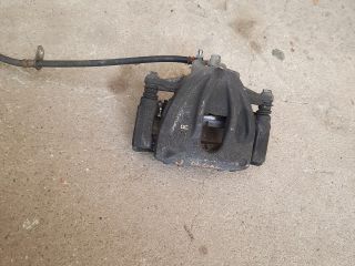 bontott TOYOTA COROLLA VERSO Jobb első Féknyereg Munkahengerrel