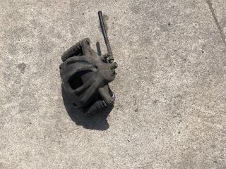 bontott TOYOTA COROLLA VERSO Jobb első Féknyereg Munkahengerrel