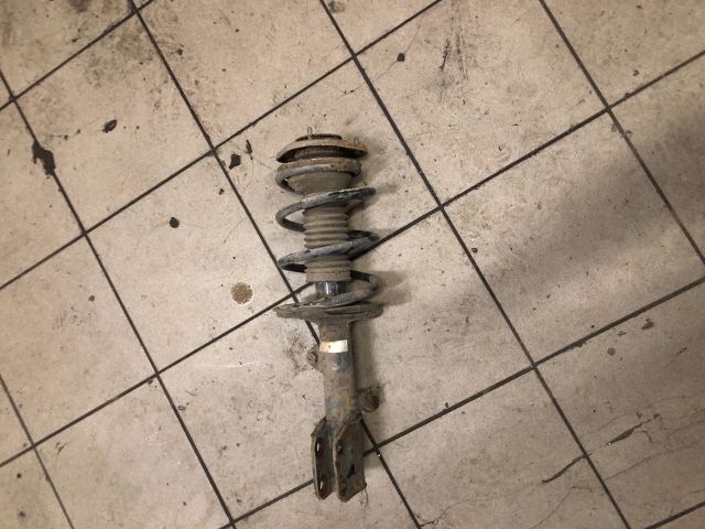 bontott TOYOTA COROLLA VERSO Jobb első Gólyaláb (Lengécsillapító, Rugó)