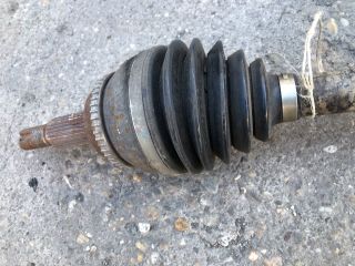 bontott TOYOTA COROLLA VERSO Jobb Féltengely