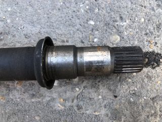 bontott TOYOTA COROLLA VERSO Jobb Féltengely