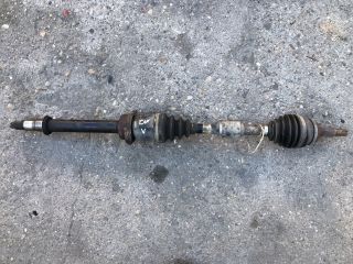 bontott TOYOTA COROLLA VERSO Jobb Féltengely