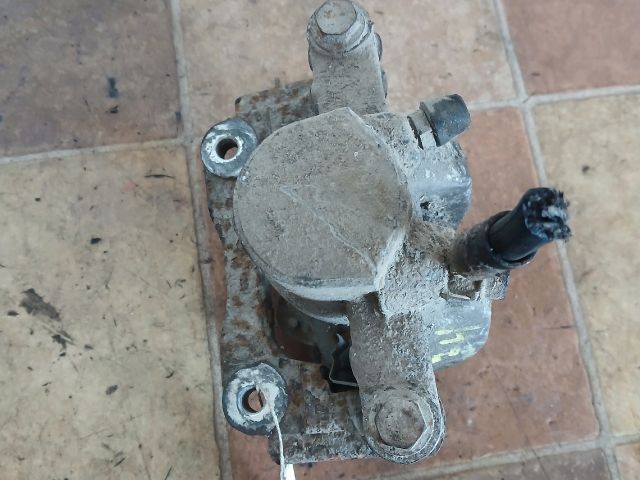 bontott TOYOTA COROLLA VERSO Jobb hátsó Féknyereg Munkahengerrel