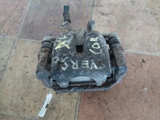 bontott TOYOTA COROLLA VERSO Jobb hátsó Féknyereg Munkahengerrel