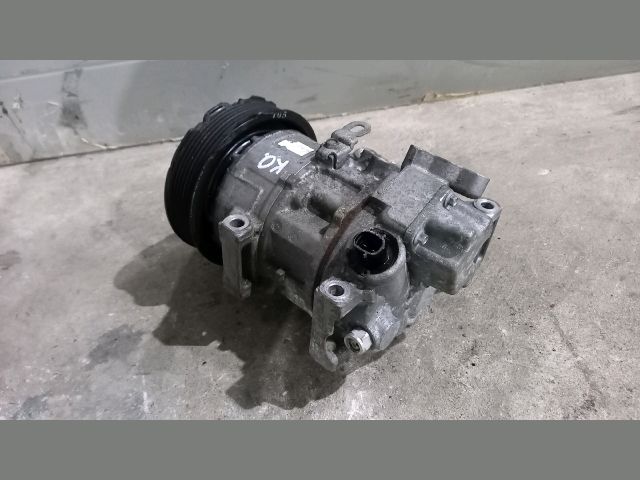 bontott TOYOTA COROLLA VERSO Klímakompresszor