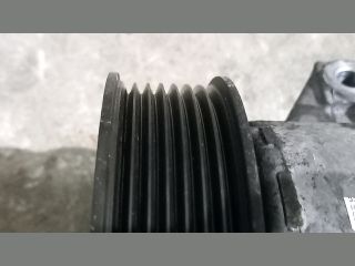 bontott TOYOTA COROLLA VERSO Klímakompresszor