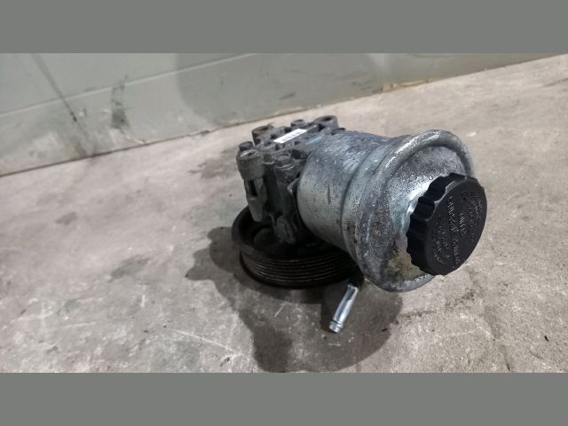 bontott TOYOTA COROLLA VERSO Kormányszervó Motor (Hidraulikus)