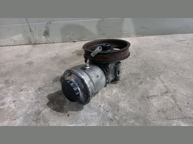 bontott TOYOTA COROLLA VERSO Kormányszervó Motor (Hidraulikus)