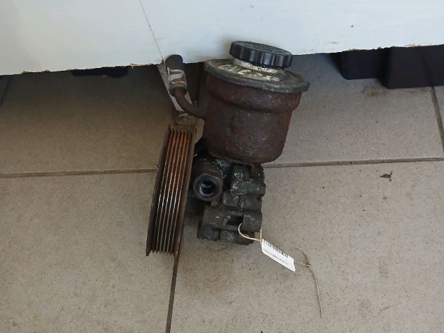 bontott TOYOTA COROLLA VERSO Kormányszervó Motor (Hidraulikus)