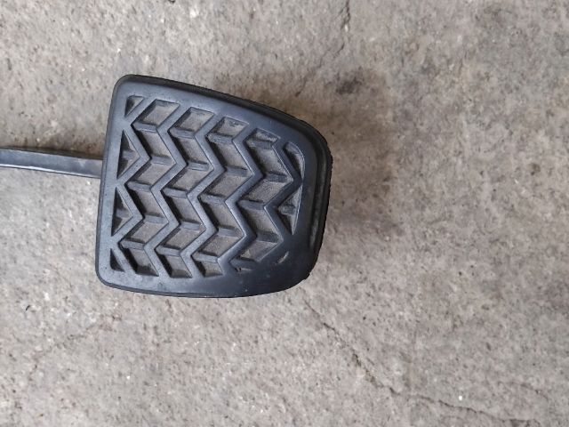 bontott TOYOTA COROLLA VERSO Kuplung Pedál