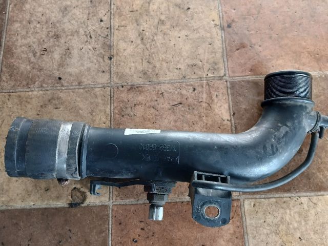 bontott TOYOTA COROLLA VERSO Légbeömlő Cső