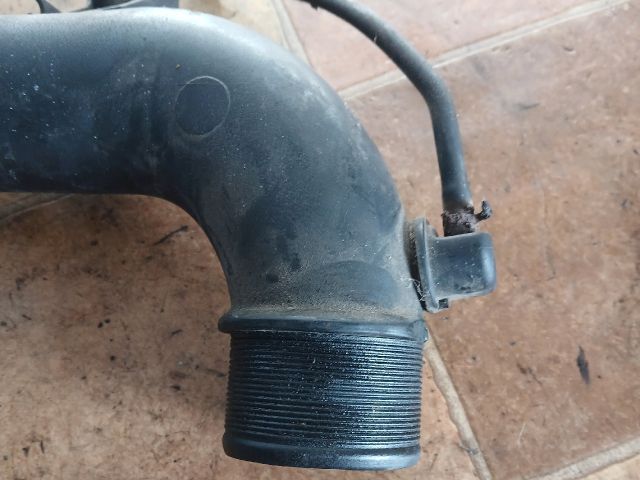 bontott TOYOTA COROLLA VERSO Légbeömlő Cső