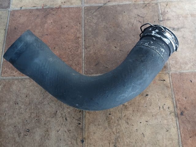 bontott TOYOTA COROLLA VERSO Légbeömlő Cső