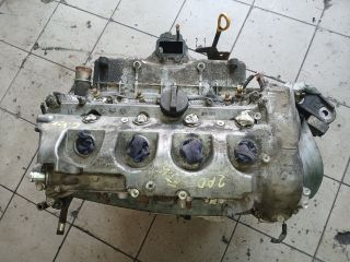 bontott TOYOTA COROLLA VERSO Motor (Fűzött blokk hengerfejjel)