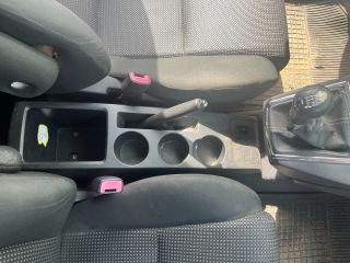 bontott TOYOTA COROLLA VERSO Motor (Fűzött blokk hengerfejjel)