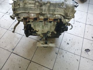 bontott TOYOTA COROLLA VERSO Motor (Fűzött blokk hengerfejjel)