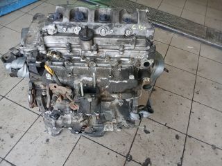 bontott TOYOTA COROLLA VERSO Motor (Fűzött blokk hengerfejjel)
