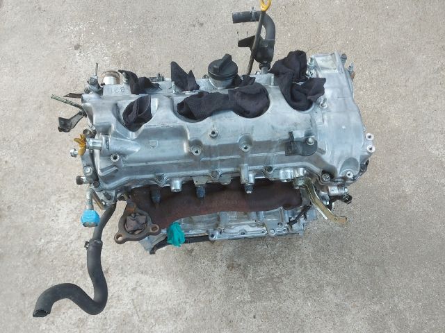 bontott TOYOTA COROLLA VERSO Motor (Fűzött blokk hengerfejjel)