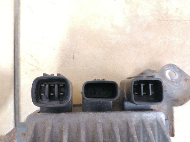 bontott TOYOTA COROLLA VERSO Motorvezérlő