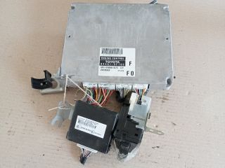 bontott TOYOTA COROLLA VERSO Motorvezérlő