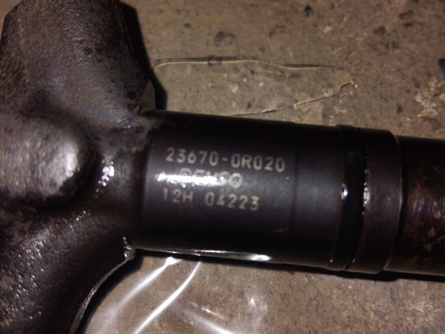 bontott TOYOTA COROLLA VERSO Porlasztó (1 db)