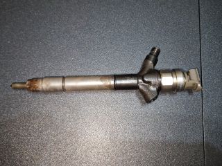 bontott TOYOTA COROLLA VERSO Porlasztó (1 db)