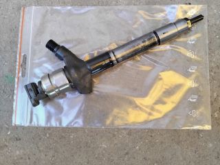 bontott TOYOTA COROLLA VERSO Porlasztó (1 db)