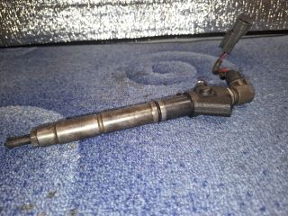 bontott TOYOTA COROLLA VERSO Porlasztó (1 db)