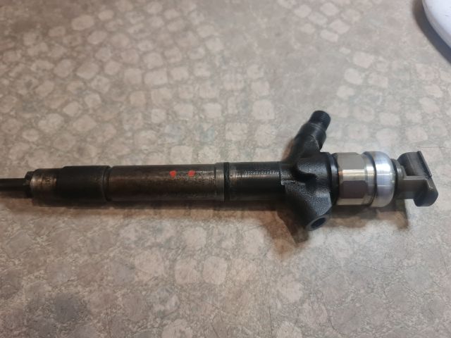 bontott TOYOTA COROLLA VERSO Porlasztó (1 db)