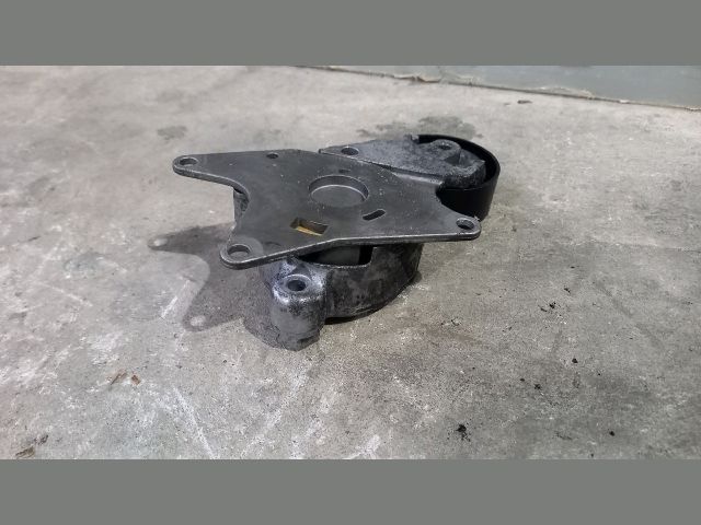 bontott TOYOTA COROLLA VERSO Szíjfeszítő Görgő