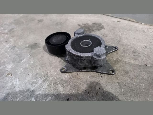 bontott TOYOTA COROLLA VERSO Szíjfeszítő Görgő