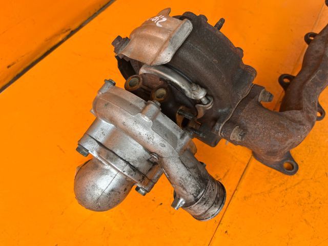 bontott TOYOTA COROLLA VERSO Turbó