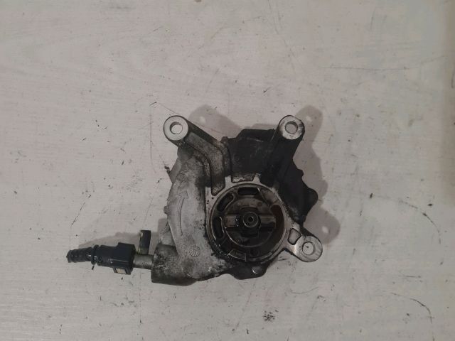 bontott TOYOTA COROLLA VERSO Vákumpumpa