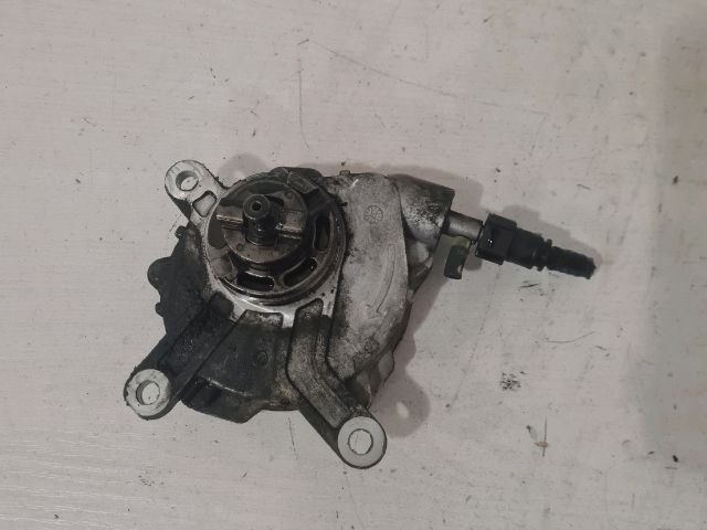 bontott TOYOTA COROLLA VERSO Vákumpumpa