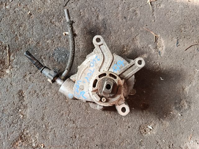 bontott TOYOTA COROLLA VERSO Vákumpumpa