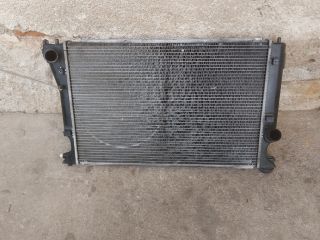 bontott TOYOTA COROLLA VERSO Vízhűtő Radiátor (Klímás)